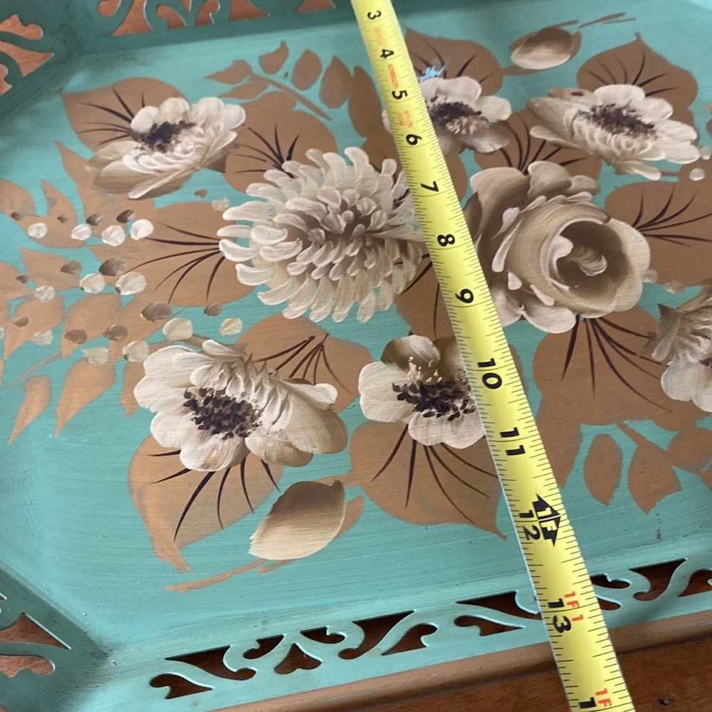 In great vintage condition 1959 hand painted mint green and gold tray . - Picture 8 of 8